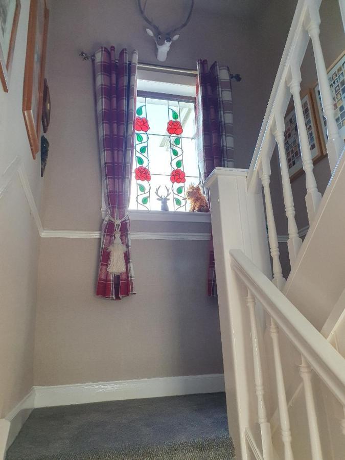 Kirkcroft Guest House เกรทนา ภายนอก รูปภาพ